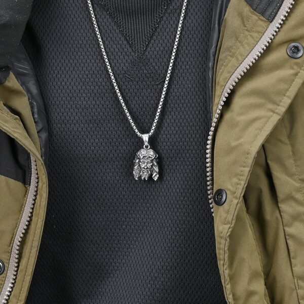 JESUS NECKALCE